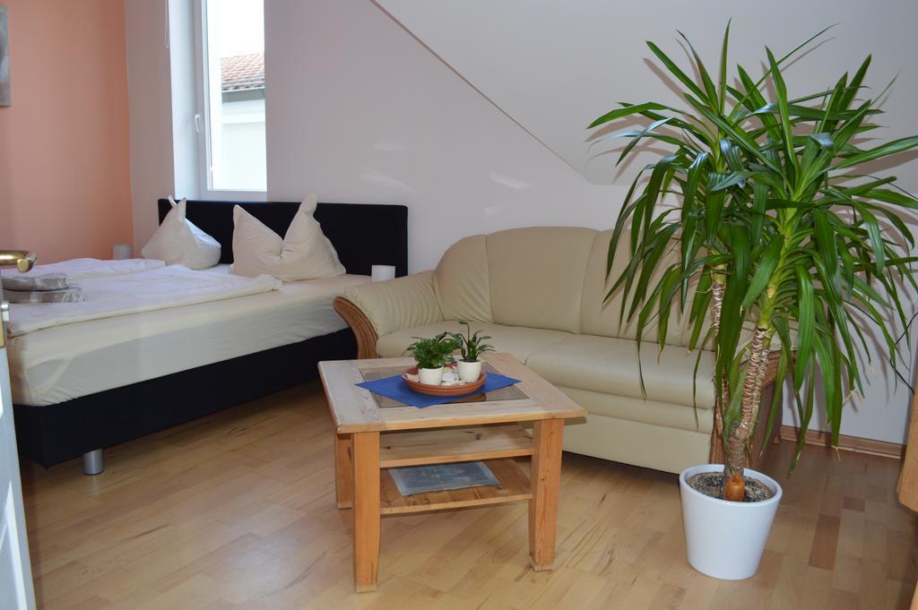 Twee Linden Warnemuende Zentrum *